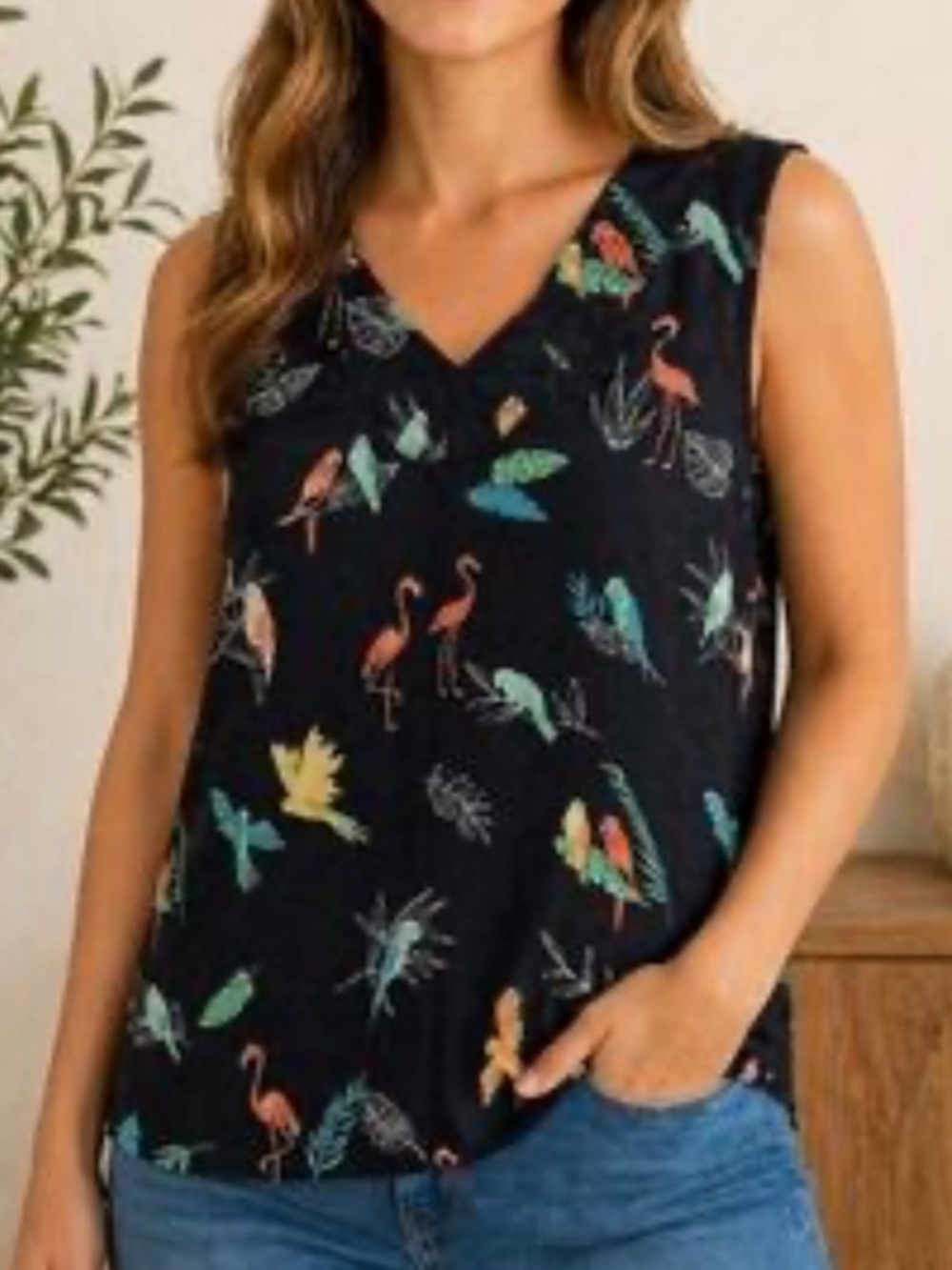 Christopher & Banks Black V-Neck Tropical Bird Print Tank size M